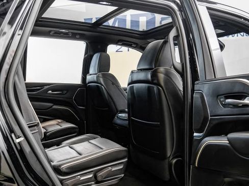 Used 2024 Cadillac Escalade Sport w/ LPO, ONYX Package AWD/4WD image 50
