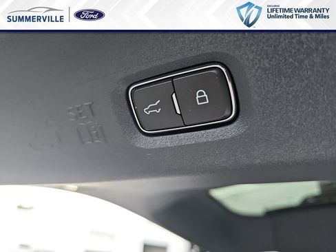 New 2026 Ford Expedition Active RWD image 17