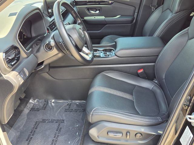 Used 2024 Honda Pilot Touring image 11