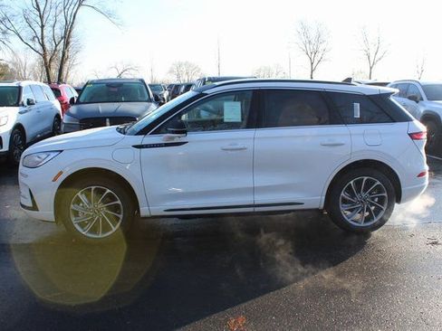 New 2026 Lincoln Corsair Grand Touring AWD/4WD image 6