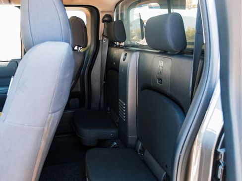 Used 2022 Nissan Frontier S w/ Technology Package RWD image 22