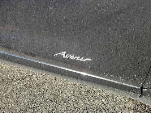 Used 2025 Buick Encore GX Avenir w/ Avenir Technology Package image 14