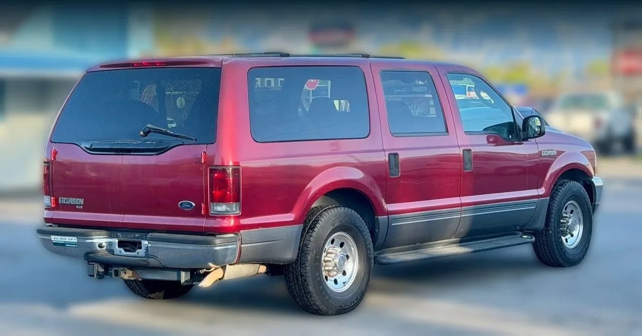 Used 2003 Ford Excursion XLT RWD image 10