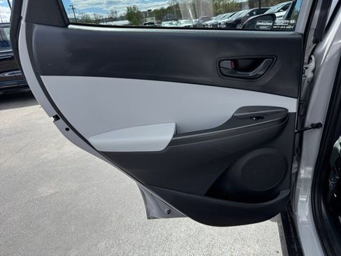 Used 2023 Hyundai Kona SEL AWD/4WD image 23