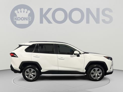 Used 2015 Toyota RAV4 XLE AWD/4WD image 8