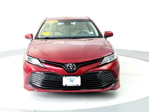 Certified 2018 Toyota Camry LE FWD image 8