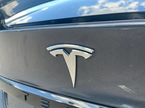 Used 2022 Tesla Model X Plaid AWD/4WD image 43