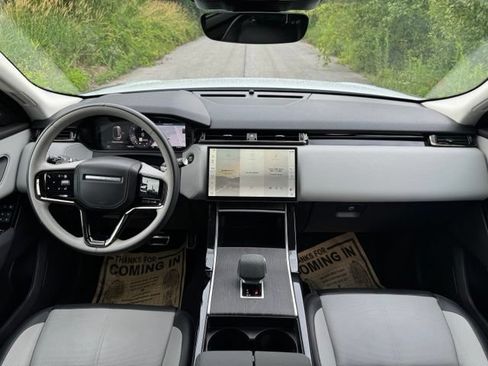 Used 2025 Land Rover Range Rover Velar Dynamic SE AWD/4WD image 21