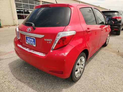 Used 2013 Toyota Yaris LE FWD image 3