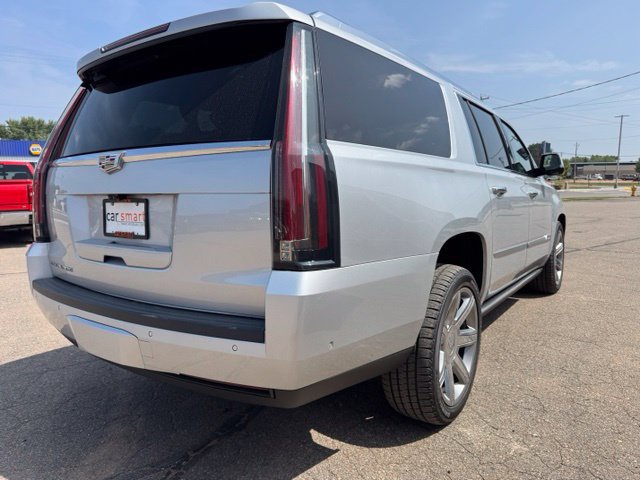 Used 2019 Cadillac Escalade ESV Premium Luxury AWD/4WD image 6