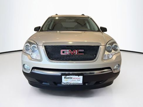 Used 2010 GMC Acadia SLE image 2