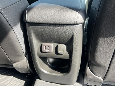Used 2022 Chevrolet Colorado ZR2 w/ Colorado ZR2 Bison Edition AWD/4WD image 17