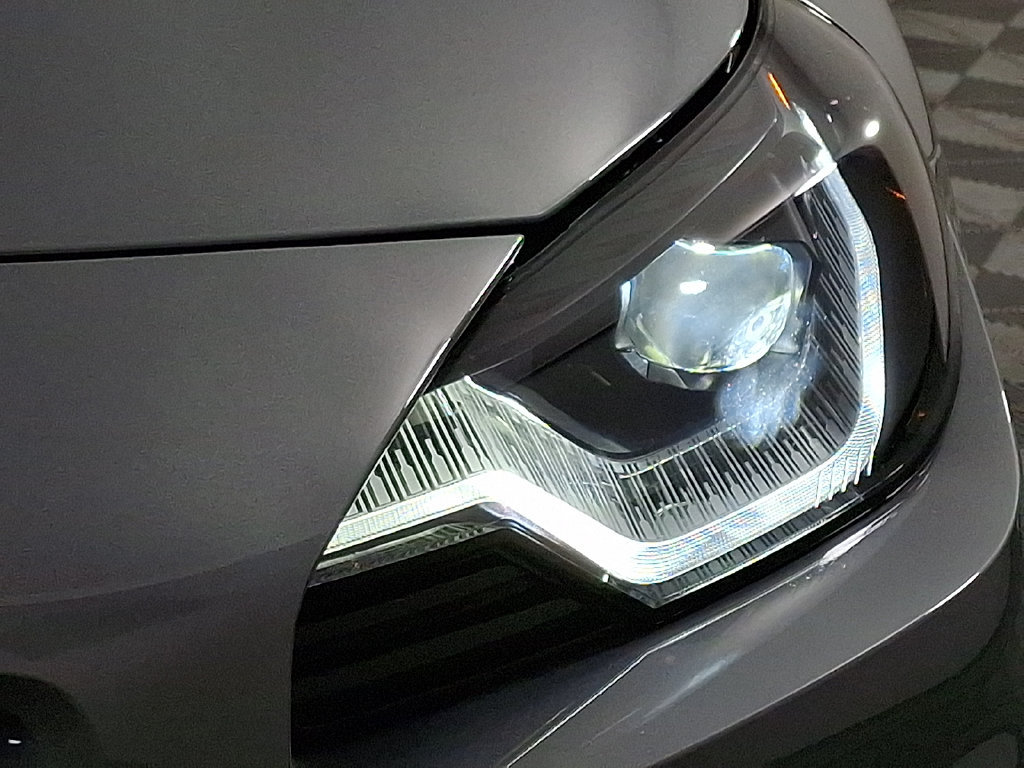 Certified 2025 BMW M2 w/ Lighting Package RWD image 12