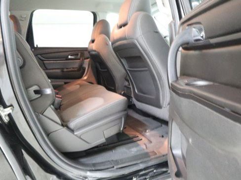 Used 2017 Chevrolet Traverse LT AWD/4WD image 11