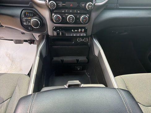 Used 2022 RAM 1500 Big Horn AWD/4WD image 22