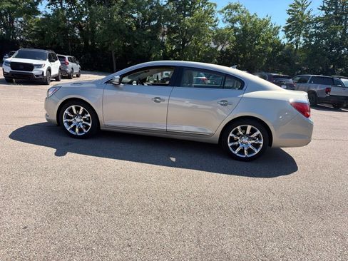 Used 2014 Buick LaCrosse Premium w/ Driver Confidence Package FWD image 18