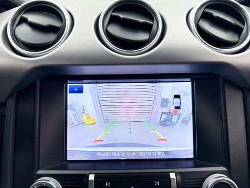 Used 2020 Ford Mustang Premium image 5