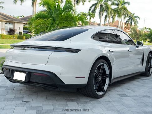Used 2024 Porsche Taycan RWD image 8
