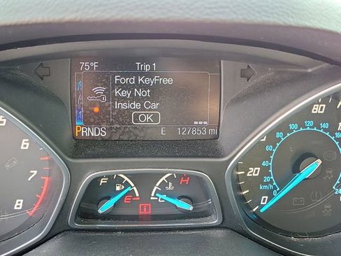 Used 2016 Ford Escape Titanium w/ Canadian Touring Package AWD/4WD image 10