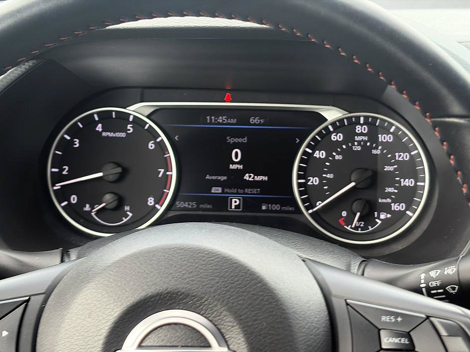 Certified 2025 Nissan Sentra SR FWD image 31