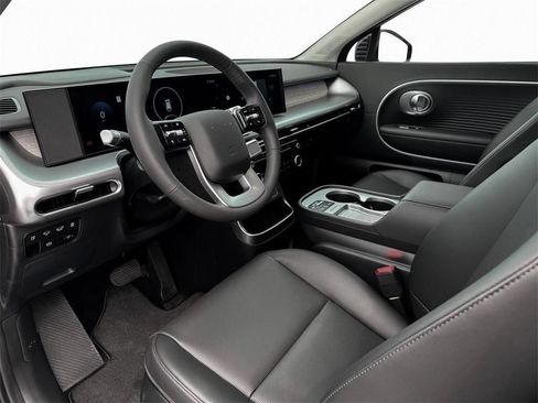 New 2026 Hyundai Ioniq 9 SEL AWD/4WD image 14
