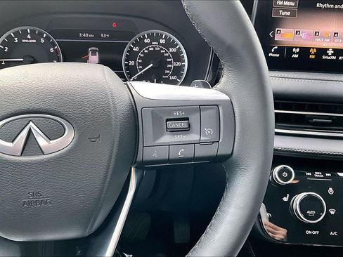 Certified 2025 INFINITI QX60 Pure image 27