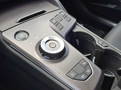 New 2026 Kia Sportage EX image 24