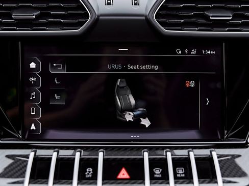 Used 2021 Lamborghini Urus AWD/4WD image 97