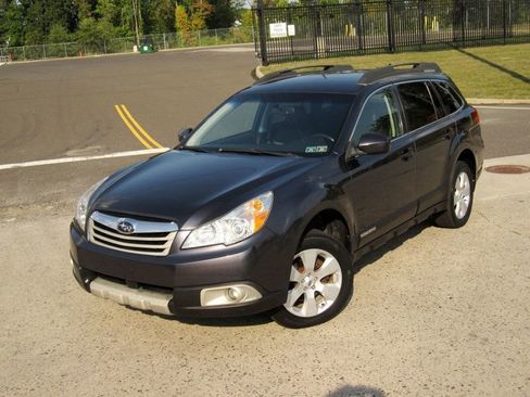 Used 2012 Subaru Outback 2.5i Limited image 4