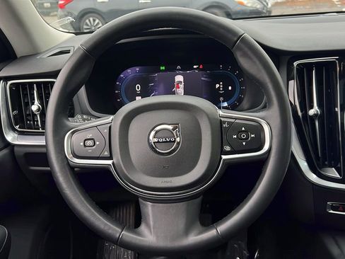 Used 2024 Volvo S60 B5 Core image 24