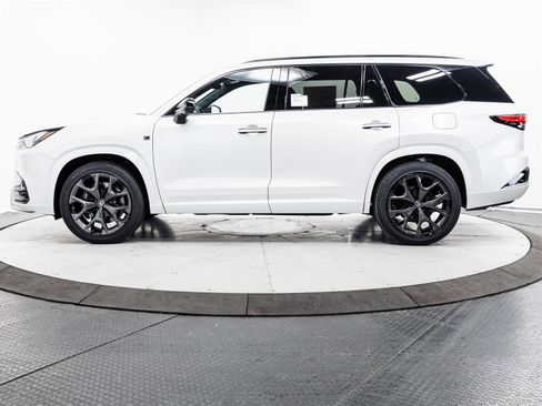 New 2026 Lexus TX 500h AWD image 9