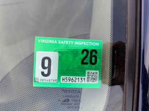 Used 2006 Toyota Sienna XLE Limited image 22