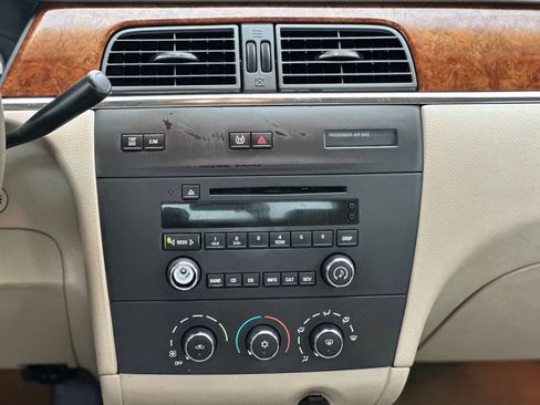 Used 2006 Buick LaCrosse CX FWD image 12