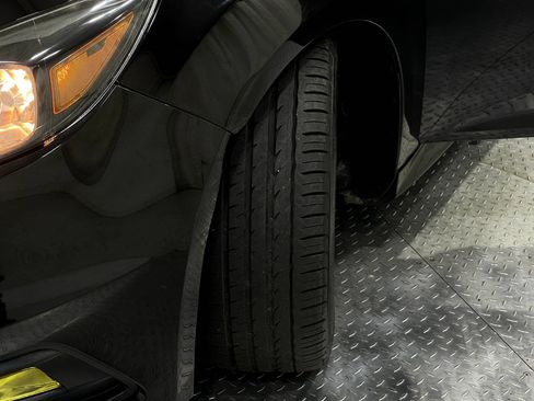 Used 2018 Ford Focus ST FWD image 36