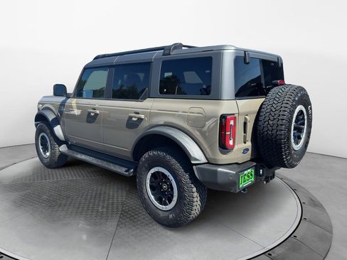 Certified 2025 Ford Bronco Outer Banks w/ Sasquatch Package AWD/4WD image 4
