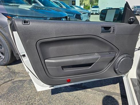 Used 2007 Ford Mustang GT RWD image 12