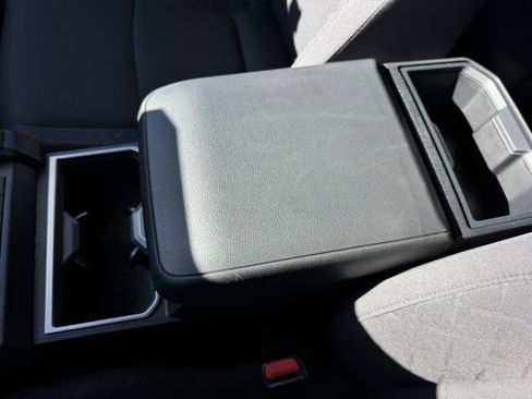 Certified 2025 Toyota Tacoma SR5 image 24