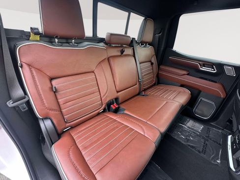 Used 2024 GMC Sierra 1500 Denali Ultimate AWD/4WD image 30