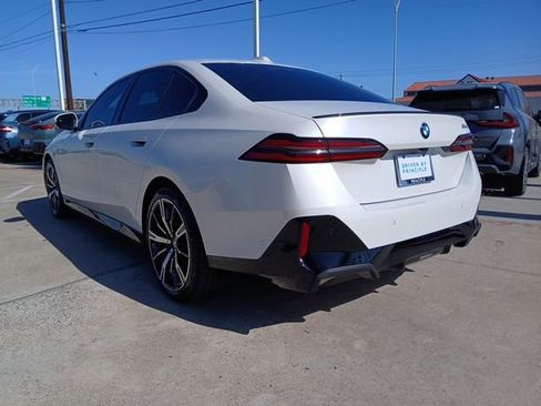 New 2026 BMW 530i 530i w/ M Sport Package image 7