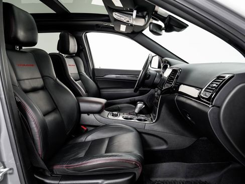 Used 2021 Jeep Grand Cherokee Trailhawk w/ Trailhawk Luxury Group image 23