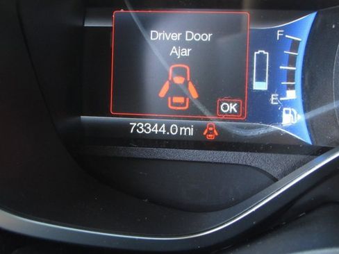 Used 2018 Ford C-MAX Titanium w/ Equipment Group 301A image 28