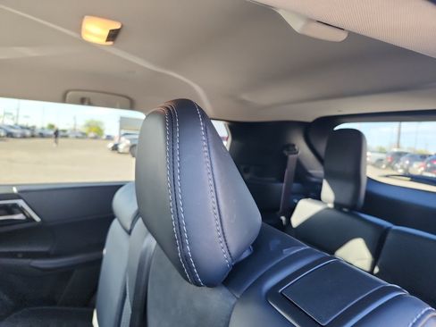 Used 2024 Mitsubishi Outlander SE AWD/4WD image 14