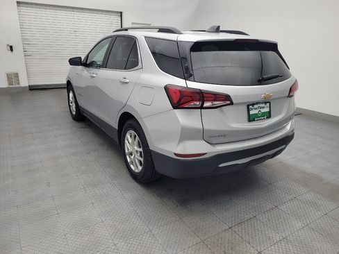 Used 2022 Chevrolet Equinox LT FWD image 5