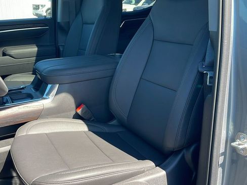New 2026 GMC Sierra 1500 SLT w/ SLT Premium Plus Package image 12