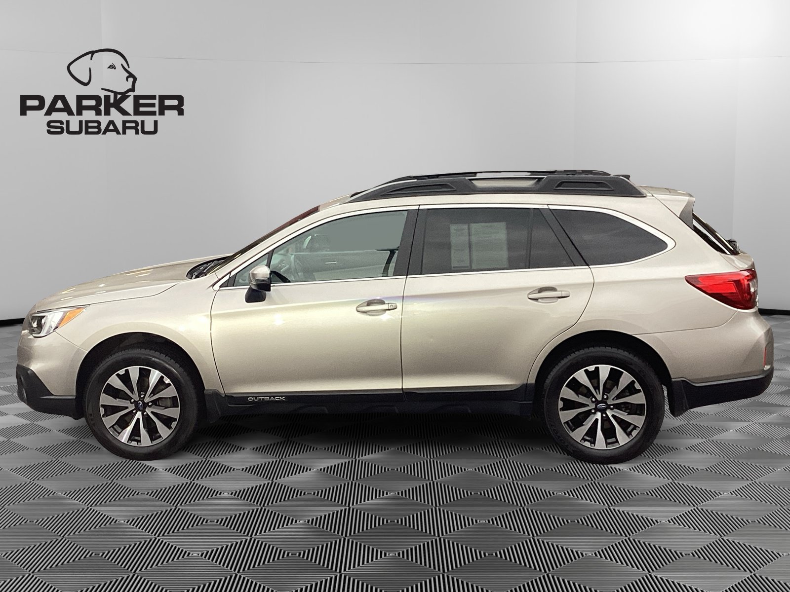 Used 2017 Subaru Outback 2.5i Limited AWD/4WD image 2