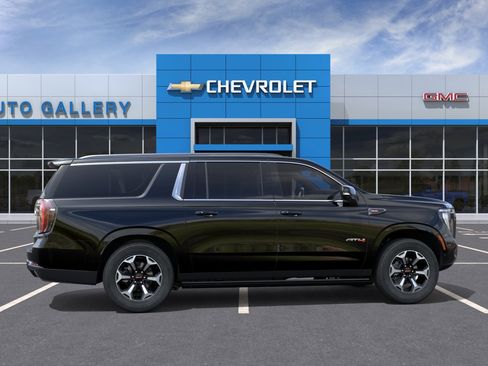 New 2026 GMC Yukon XL AT4 Ultimate AWD/4WD image 6