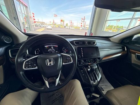 Used 2017 Honda CR-V Touring image 18
