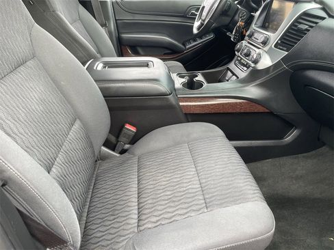 Used 2015 GMC Yukon SLE w/ Convenience Package image 9