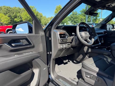New 2026 GMC Yukon Denali w/ Denali Reserve Package AWD/4WD image 20