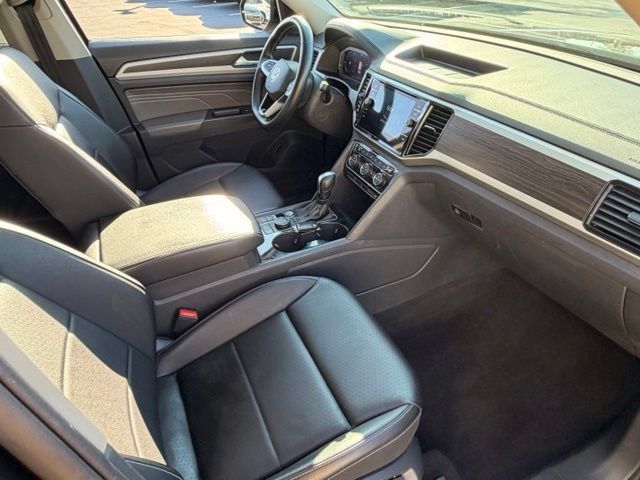 Certified 2023 Volkswagen Atlas SE AWD/4WD image 16
